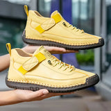 NAISTE TOETAVAD SNEAKERID