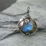 Necklace María with a moonstone