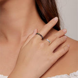 Silver ring with footprint design