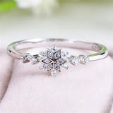 Snowflake ring in silver