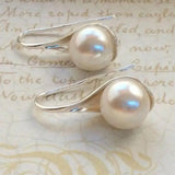 Elegant drops with teardrop pearls