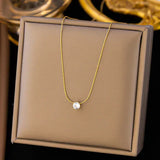 Golden necklace with diamonds