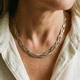 Elegant necklace in gold and silver tones