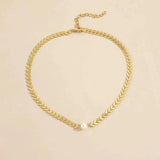 Greek necklace with pearl in gold