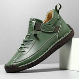 NAISTE TOETAVAD SNEAKERID