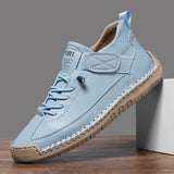 NAISTE TOETAVAD SNEAKERID