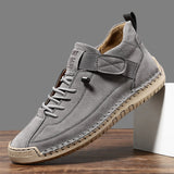 NAISTE TOETAVAD SNEAKERID