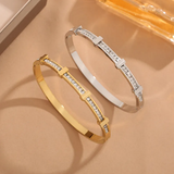 Simple geometric open bracelet with two layers of zircon