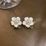 White gold earrings with cubic zirconia
