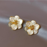 Elegant golden petal earrings