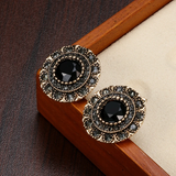 Elegant black crystal round earring